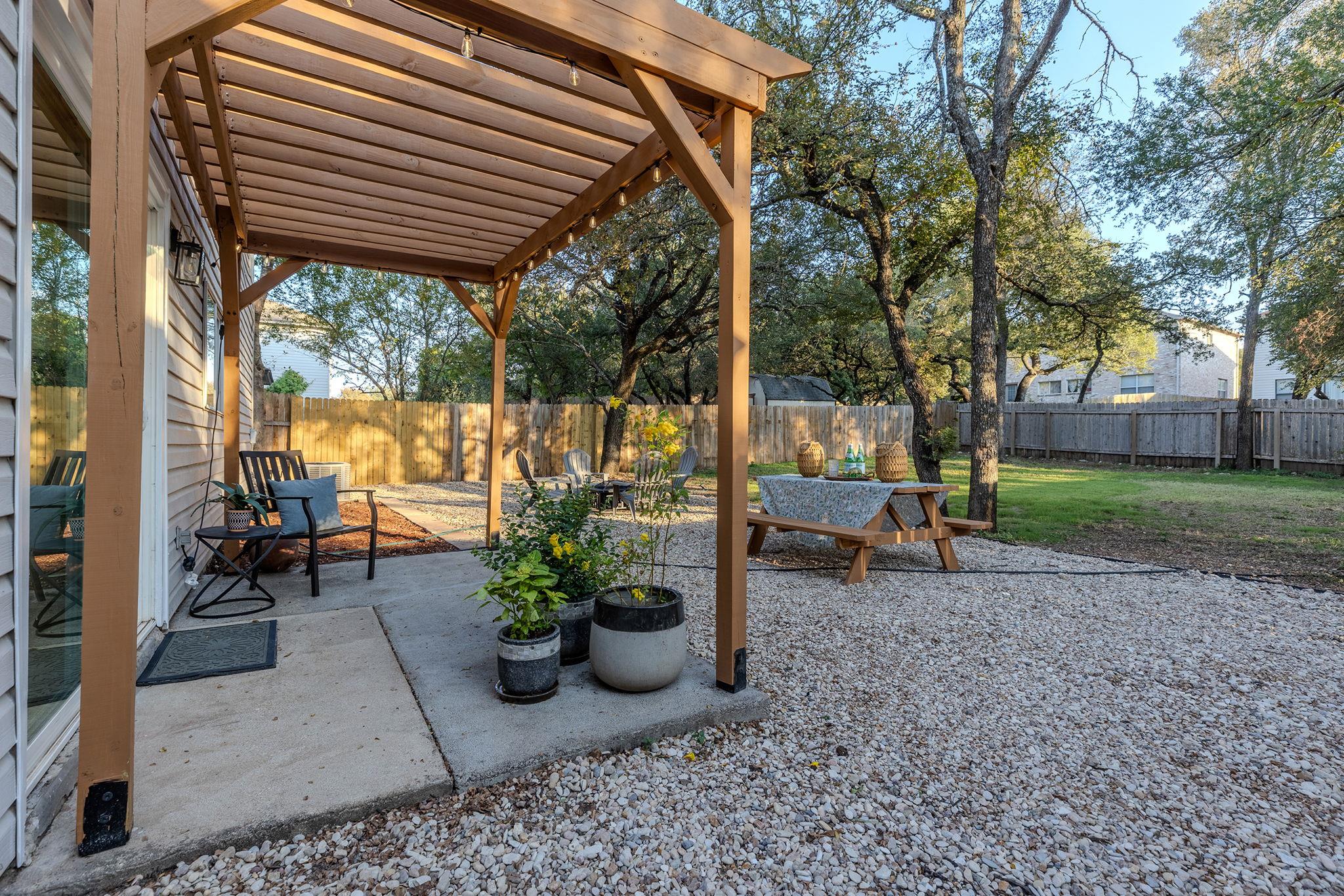 2602 Andres Way Property Photo 35