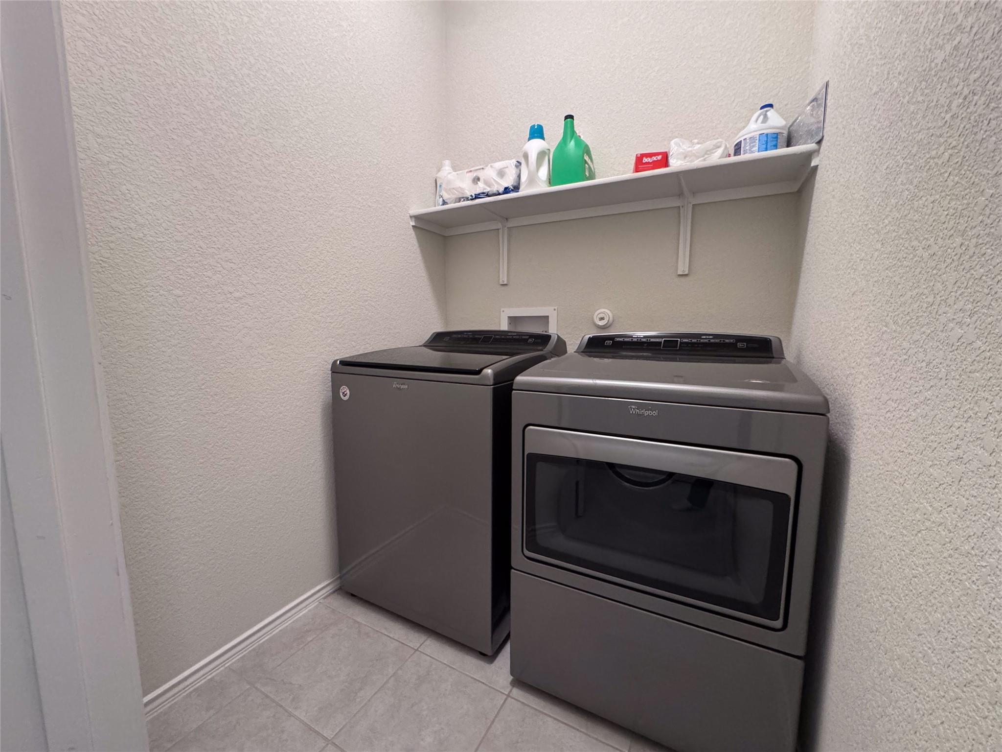 11905 Reindeer Dr Property Photo 13