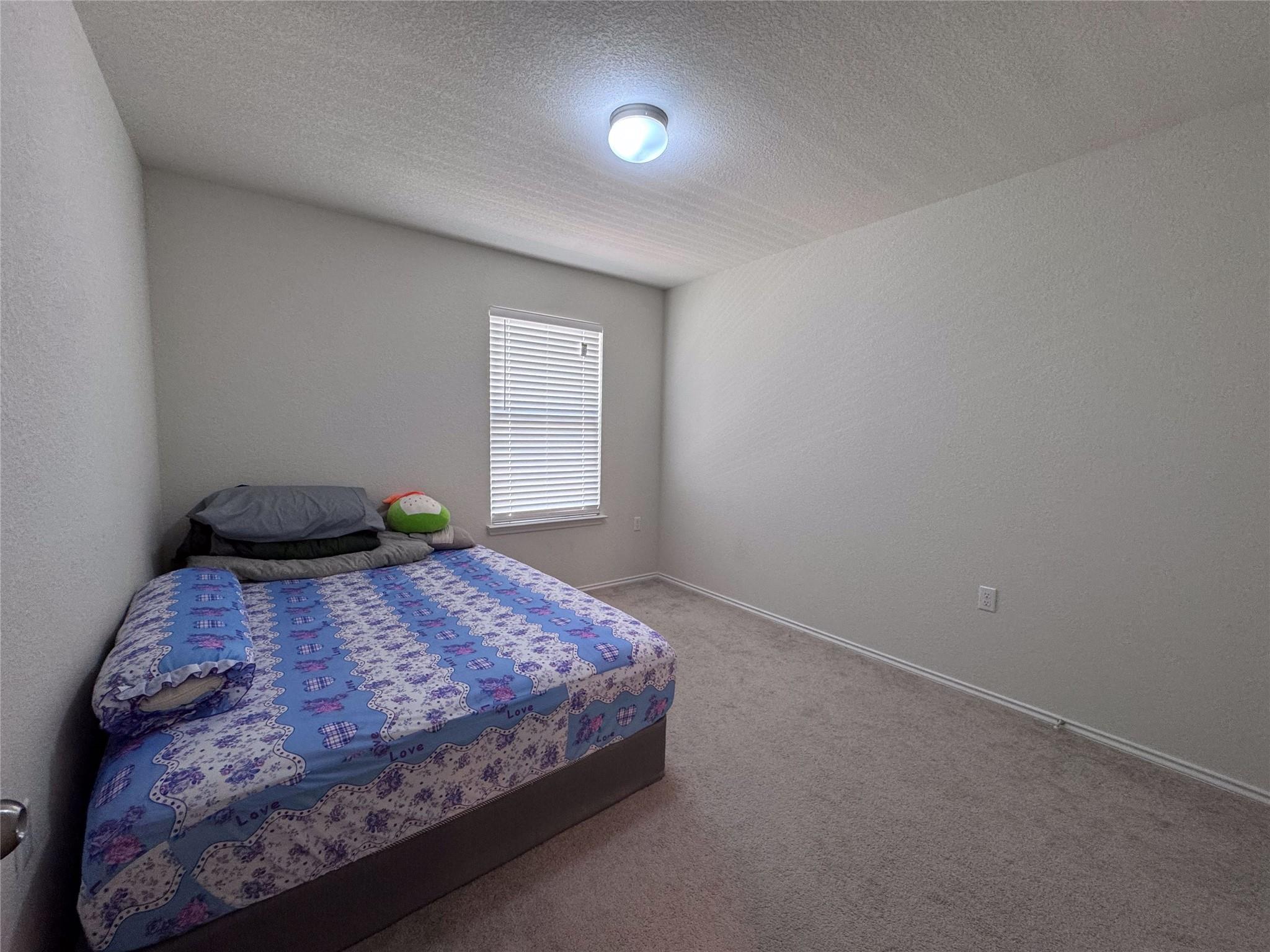 11905 Reindeer Dr Property Photo 16