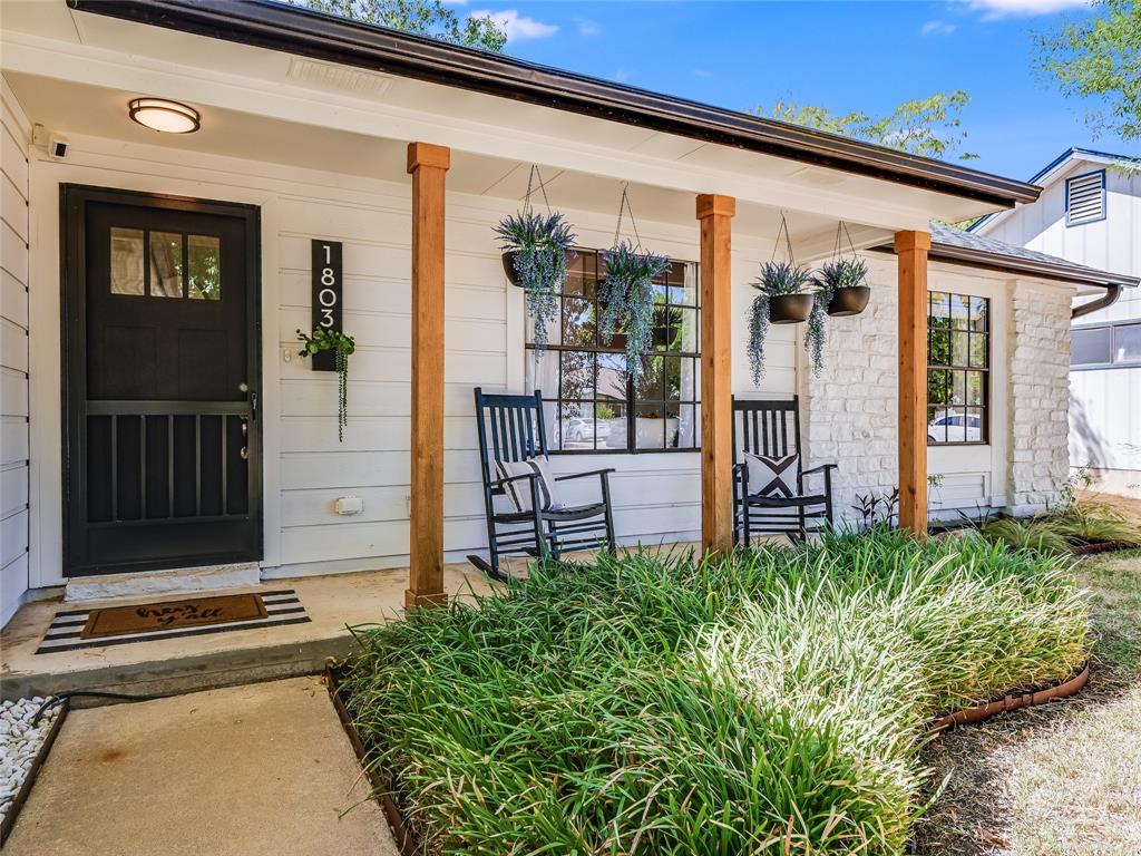 1803 Primrose Trl Property Photo 1