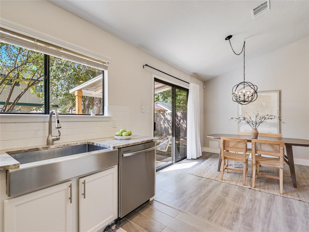 1803 Primrose Trl Property Photo 12