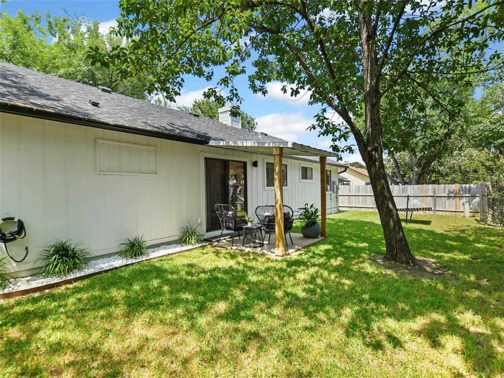 1803 Primrose Trl Property Photo 22