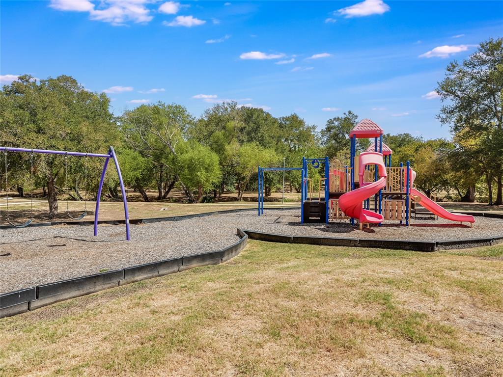 1803 Primrose Trl Property Photo 26