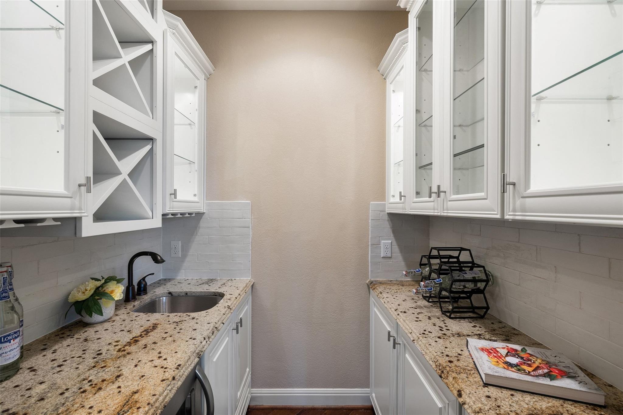 407 Bella Montagna Cir Property Photo 6