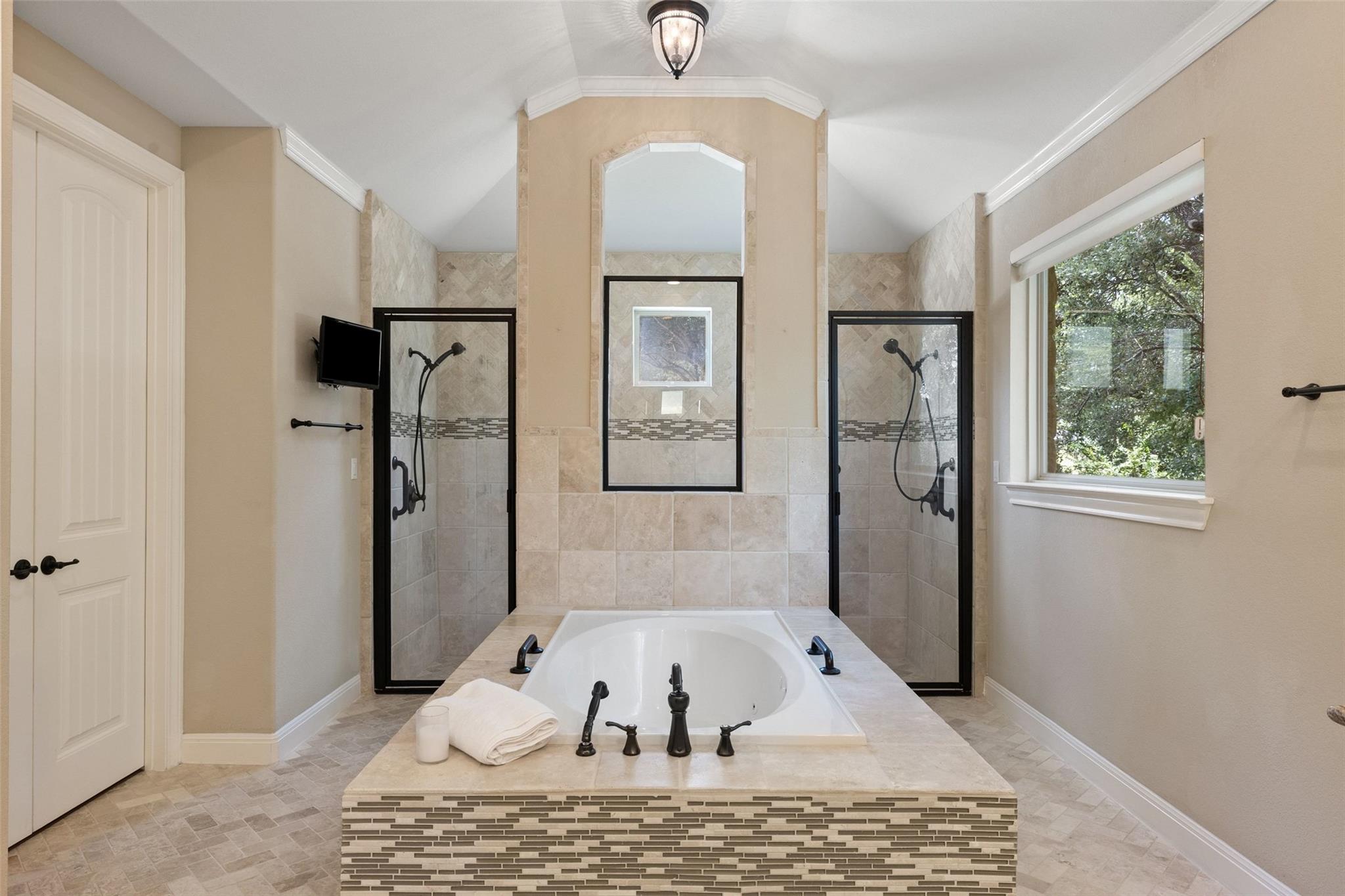 407 Bella Montagna Cir Property Photo 11