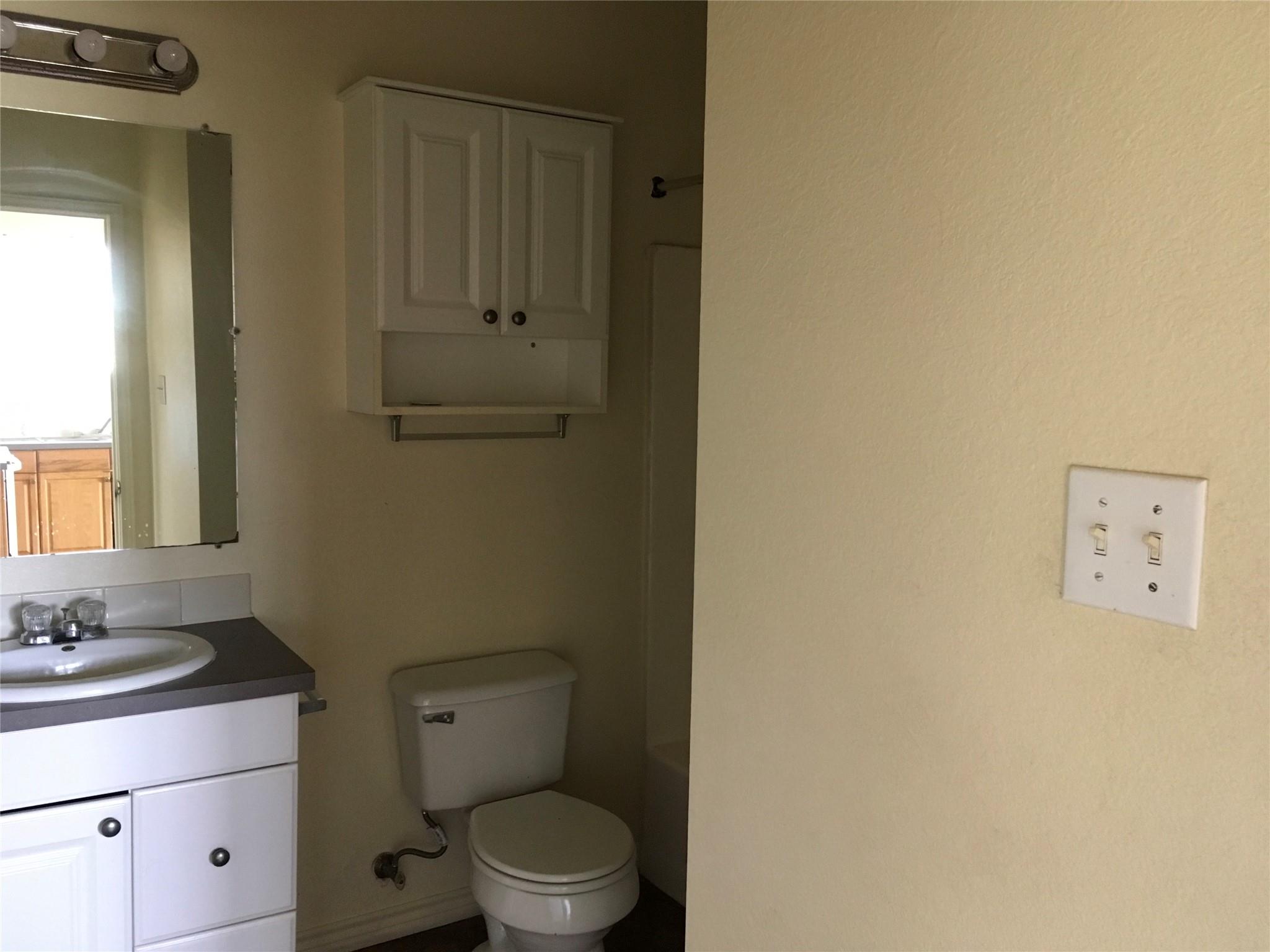251 Zimmerman Ave #a-b-c-d Property Photo 6