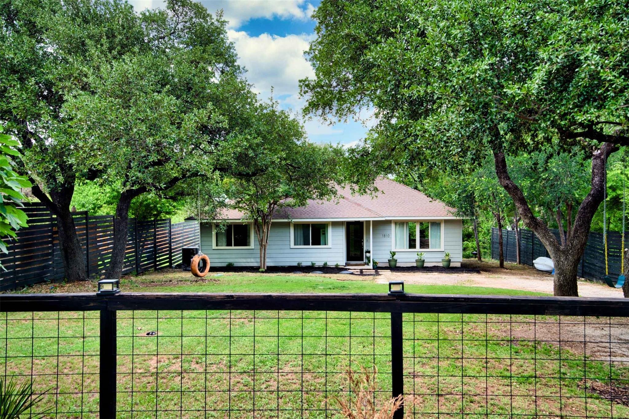 1810 Quanah Parker Trl Property Photo 15