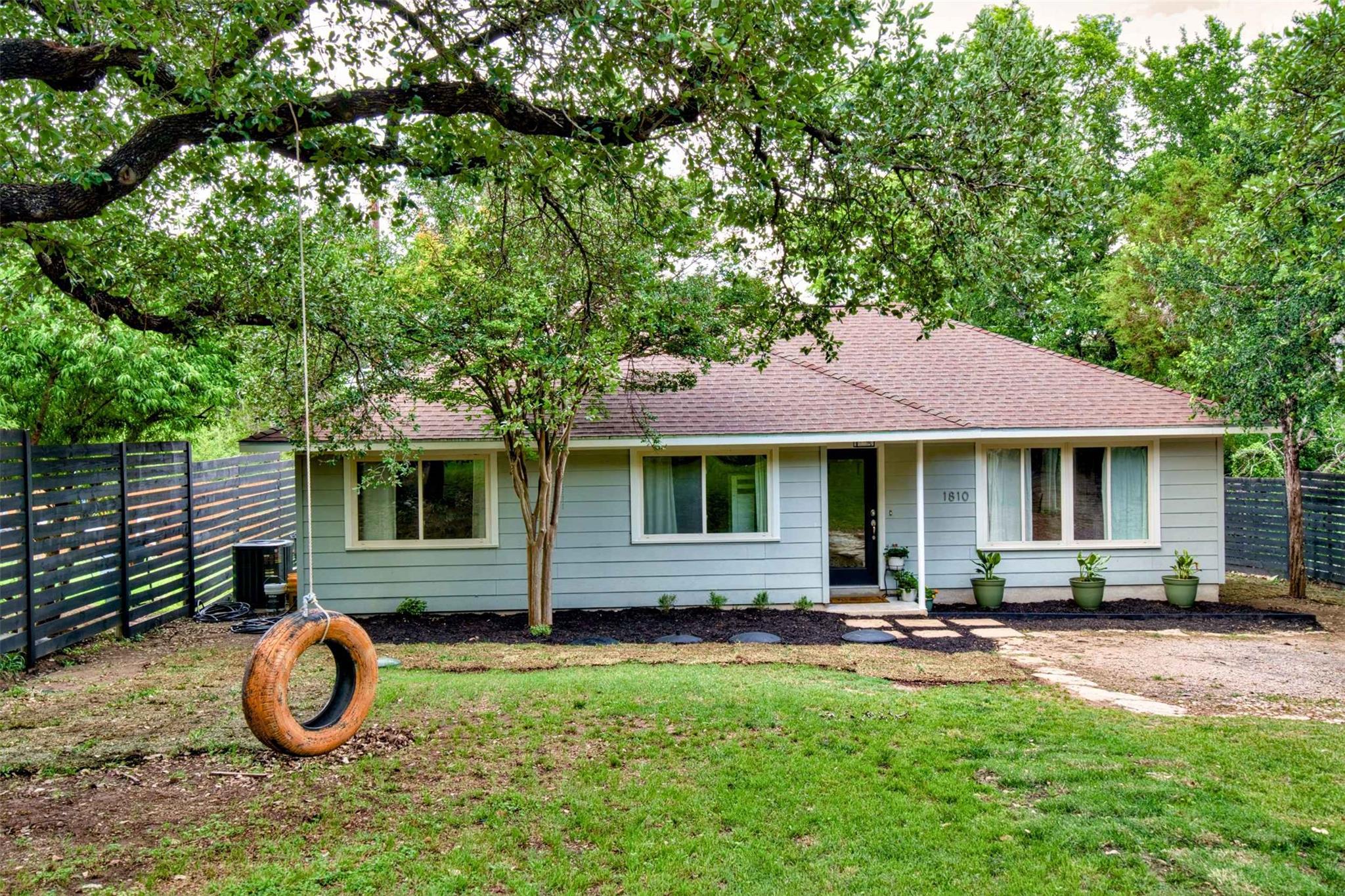 1810 Quanah Parker Trl Property Photo 16