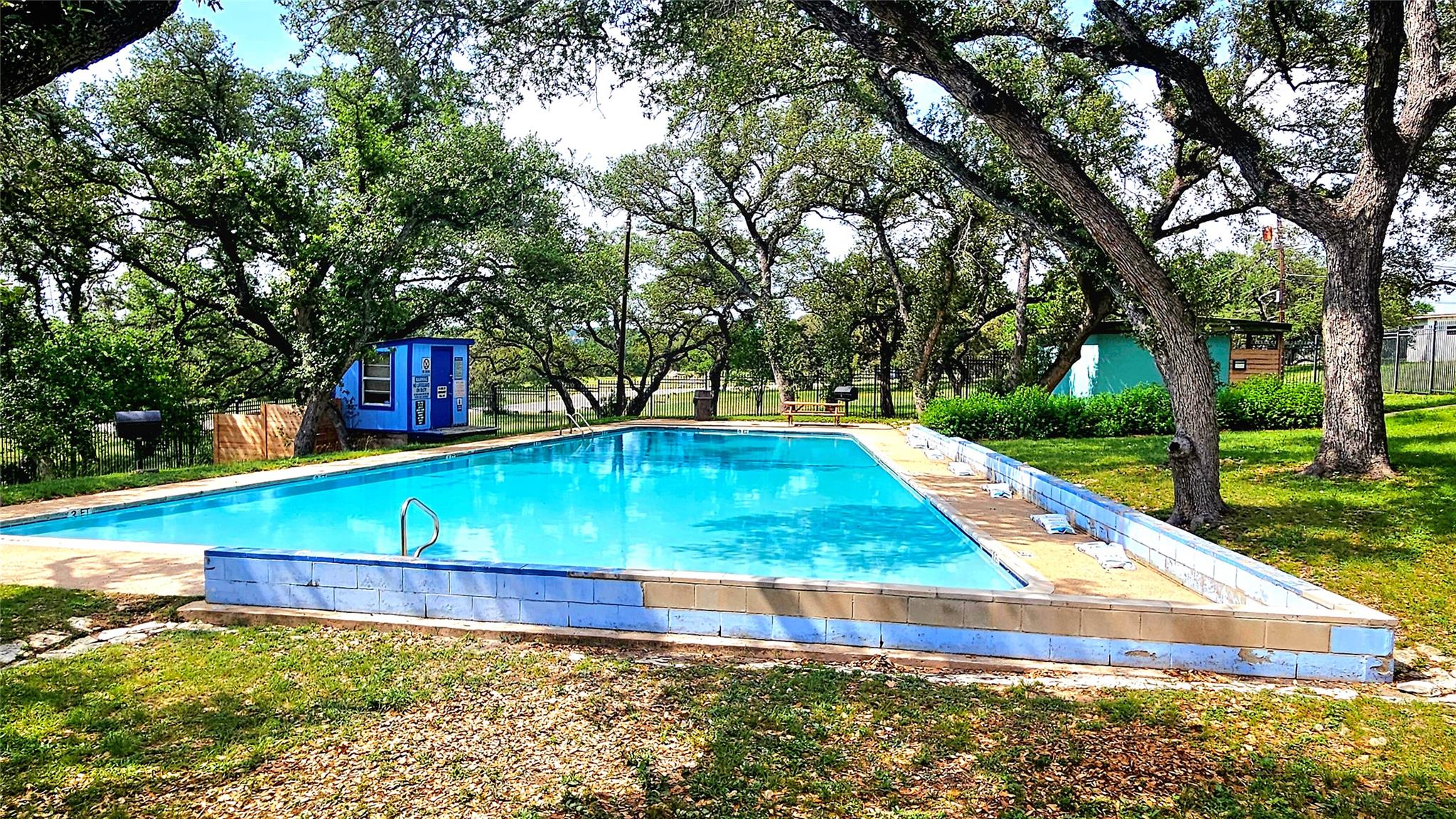 1810 Quanah Parker Trl Property Photo 22