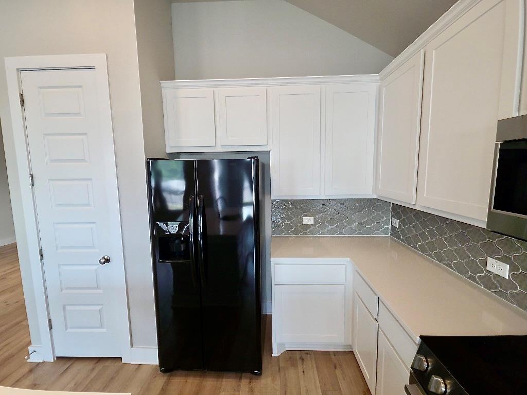 16520 Summery St Property Photo 8