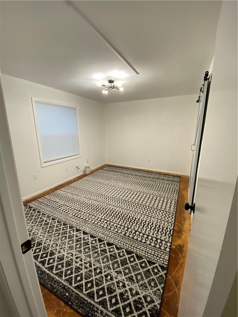 2119 Oxford Ave #b Property Photo 12