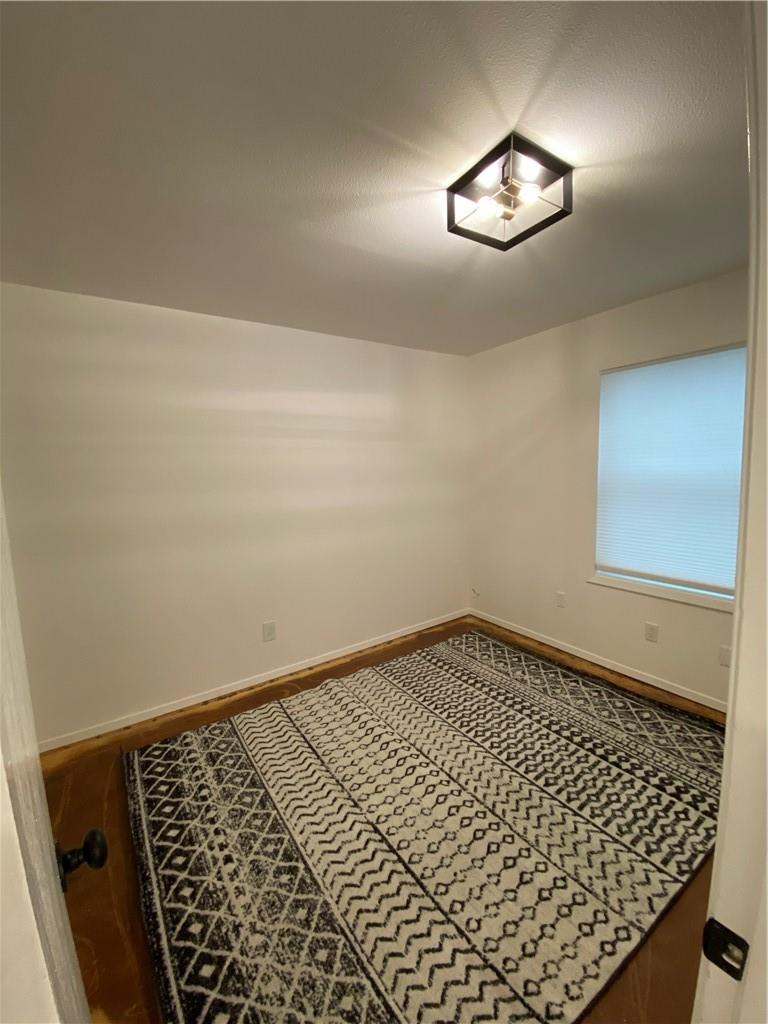 2119 Oxford Ave #b Property Photo 25