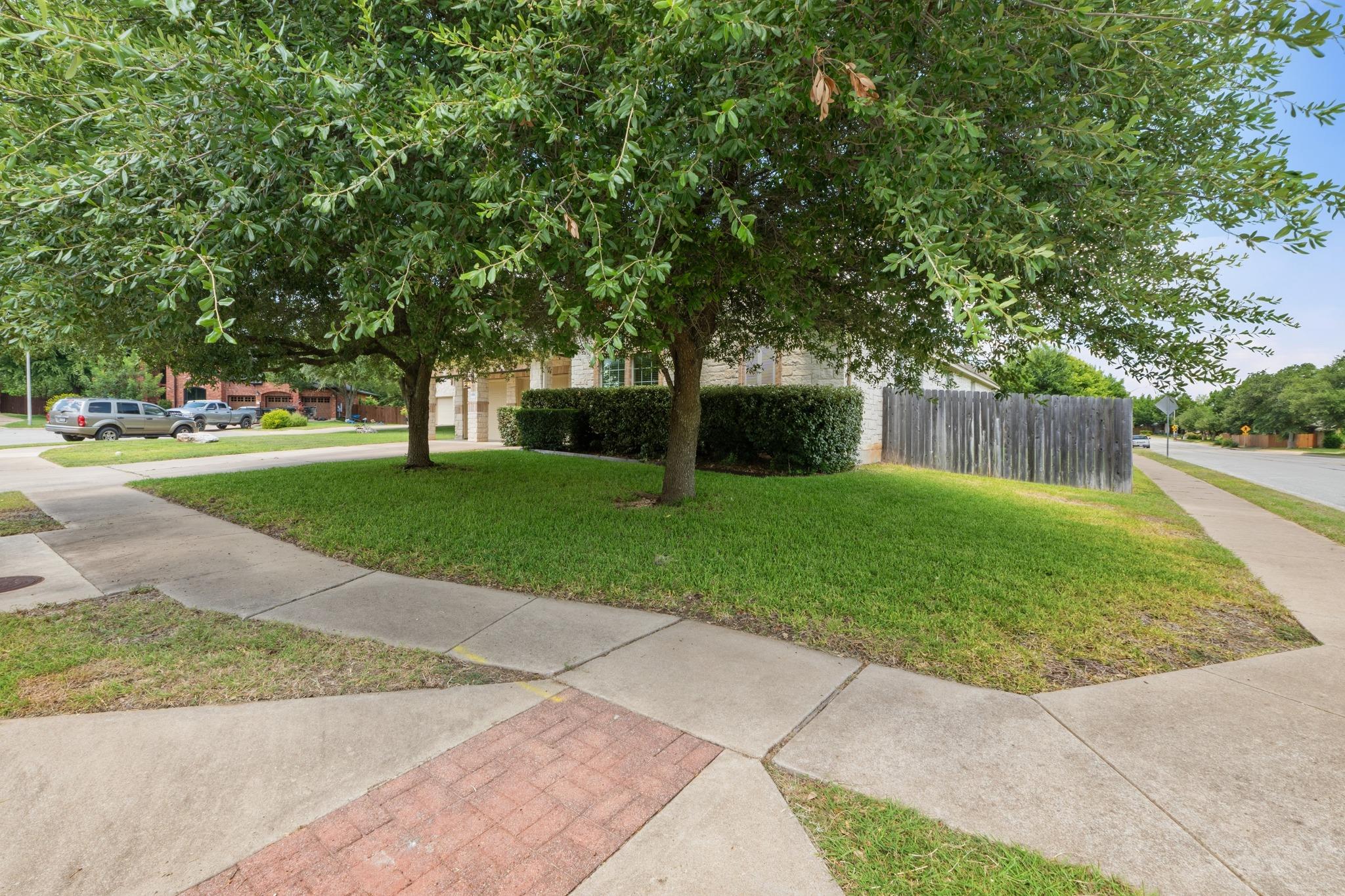 1301 David Cv Property Photo 3