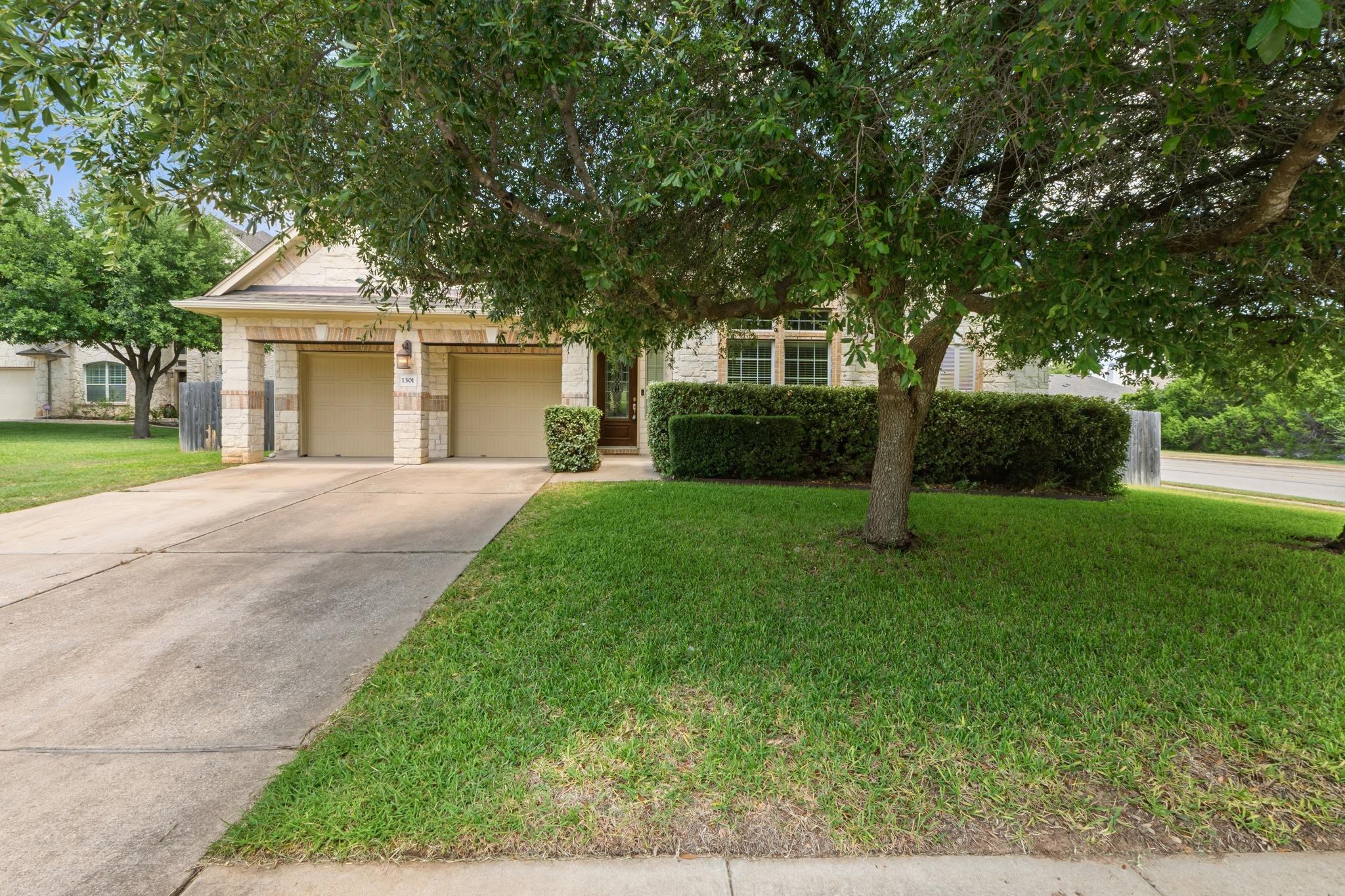 1301 David Cv Property Photo 5