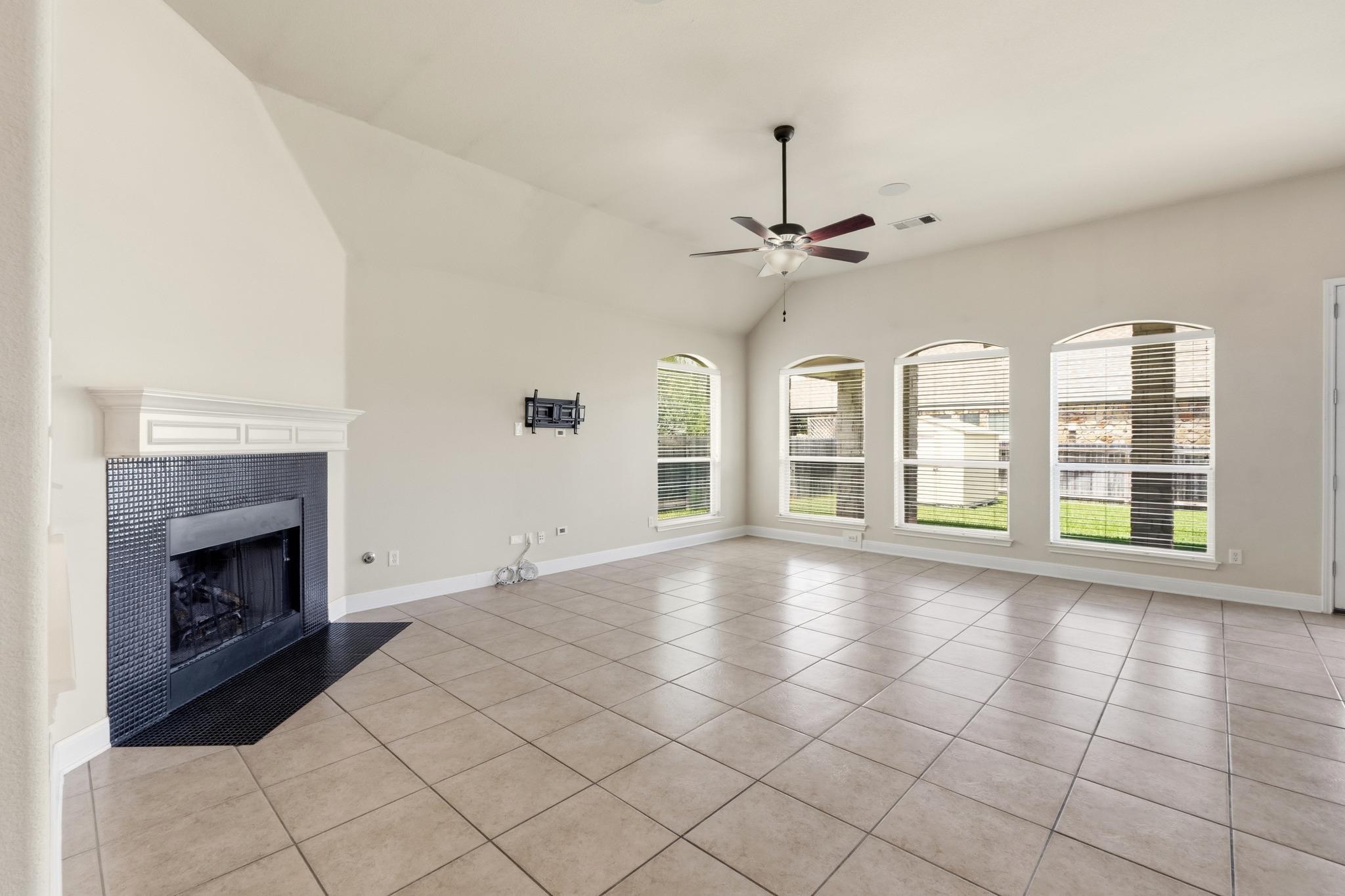 1301 David Cv Property Photo 8