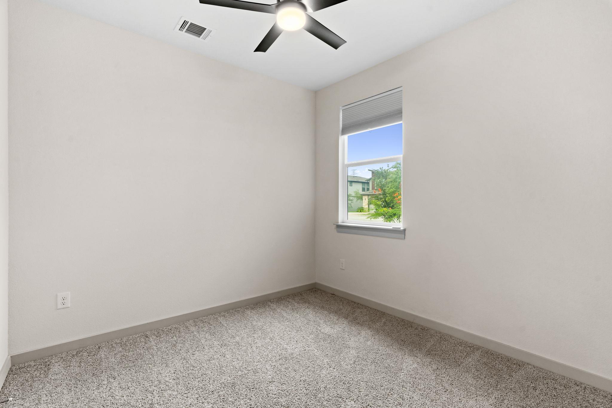 8004 Linda Michelle Ln Property Photo 22