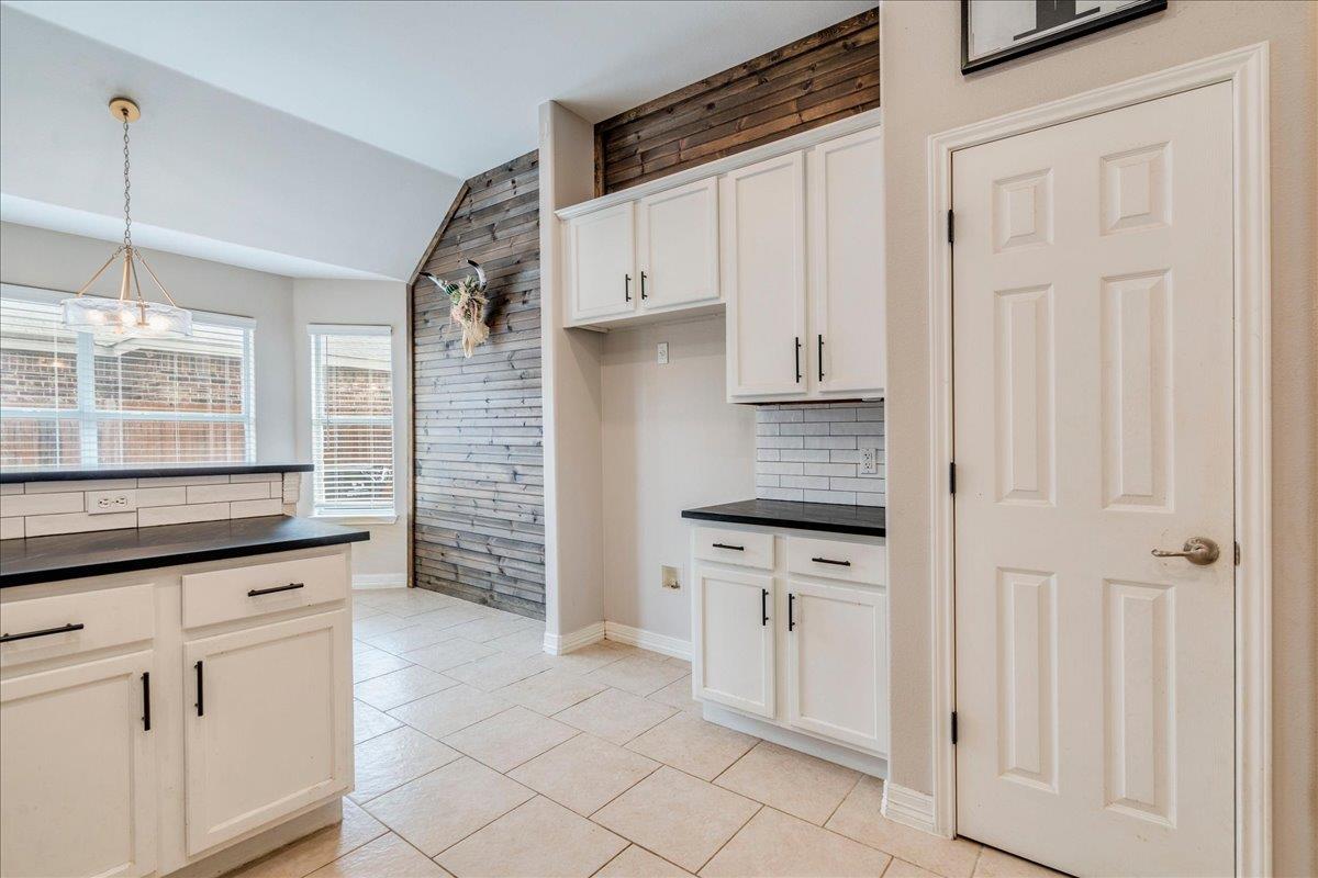 1326 Star Mdw Property Photo 7