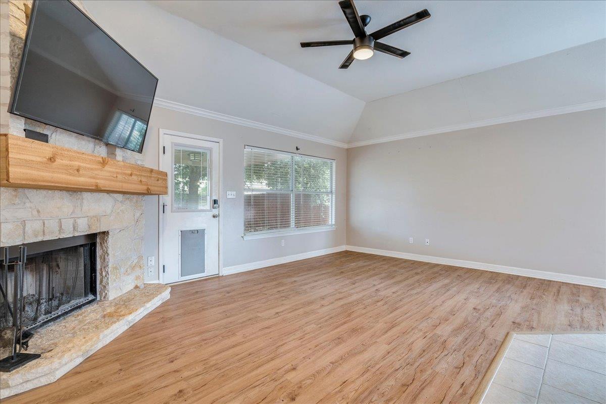 1326 Star Mdw Property Photo 9
