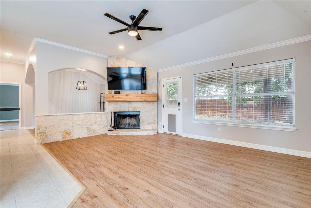 1326 Star Mdw Property Photo 10