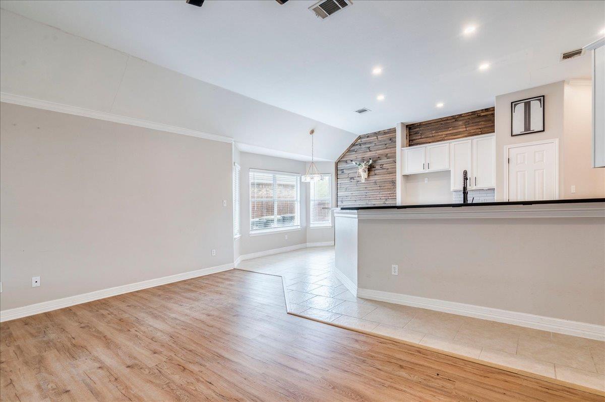 1326 Star Mdw Property Photo 12
