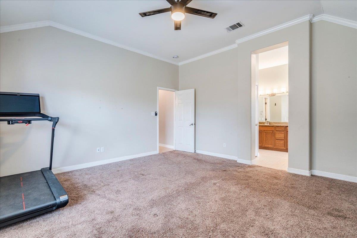 1326 Star Mdw Property Photo 16