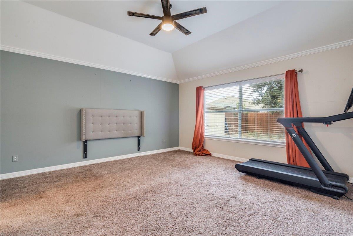 1326 Star Mdw Property Photo 17