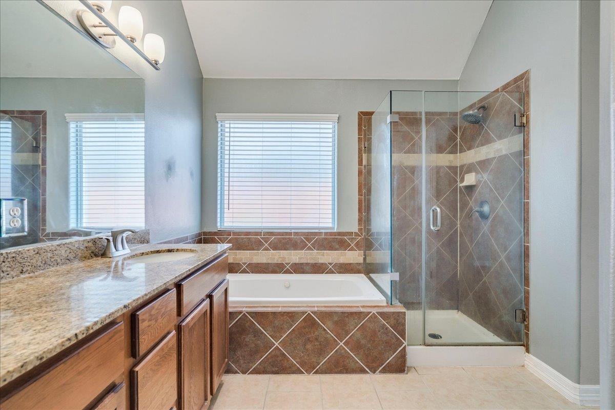 1326 Star Mdw Property Photo 19