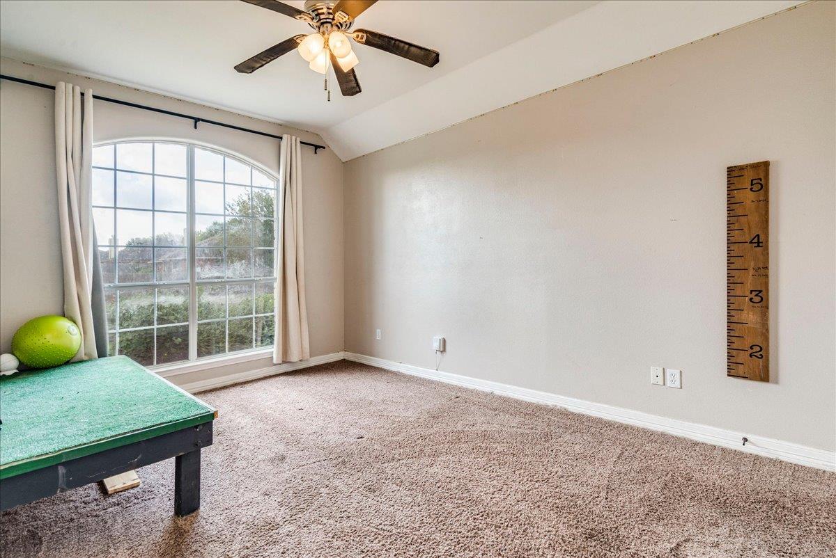 1326 Star Mdw Property Photo 23