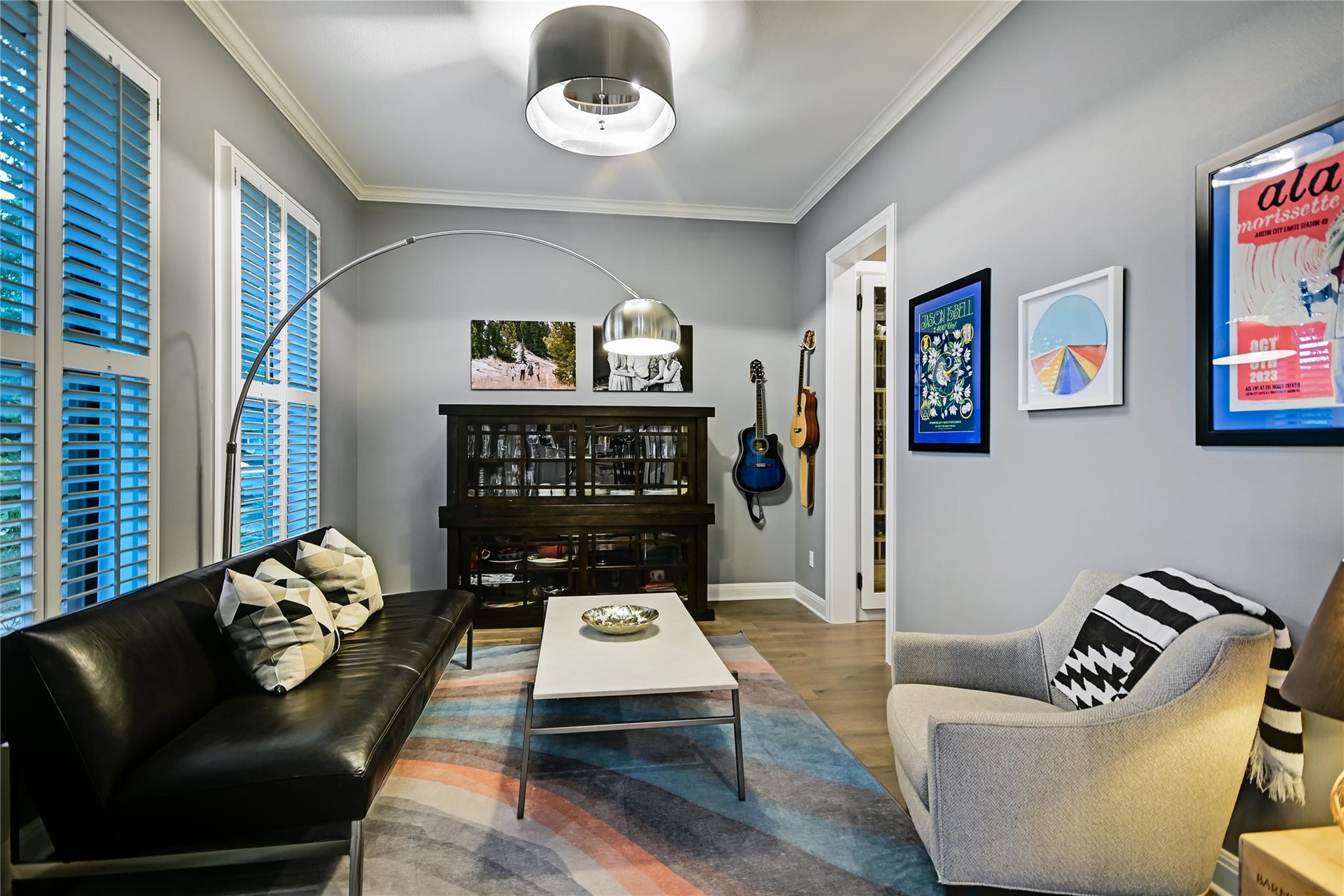 1208 Grosvener Ct Property Photo 5
