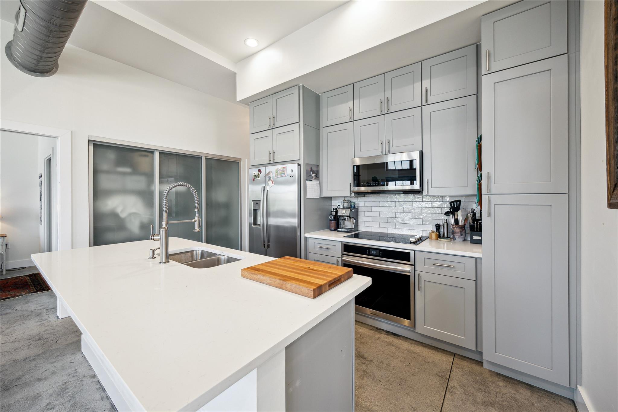 9761097 Property Photo 10