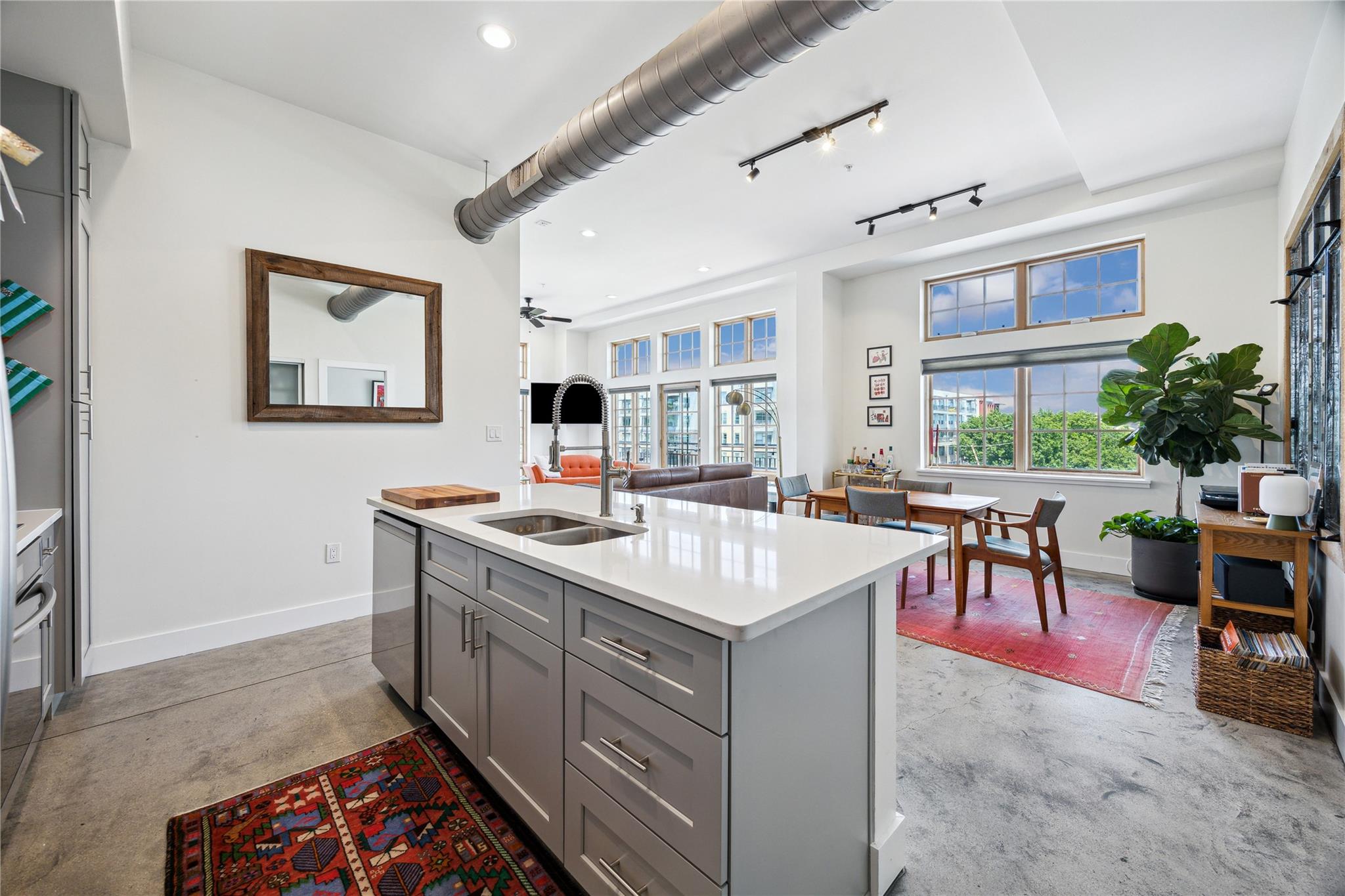 9761097 Property Photo 11