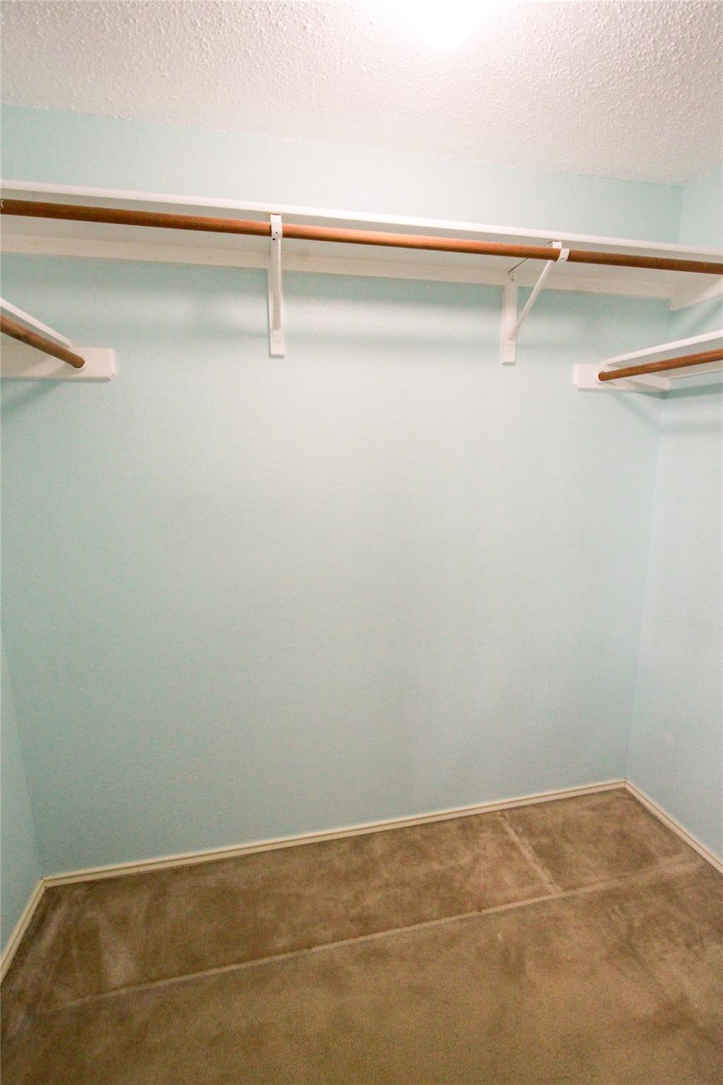 9705 Dalewood Dr Property Photo 8