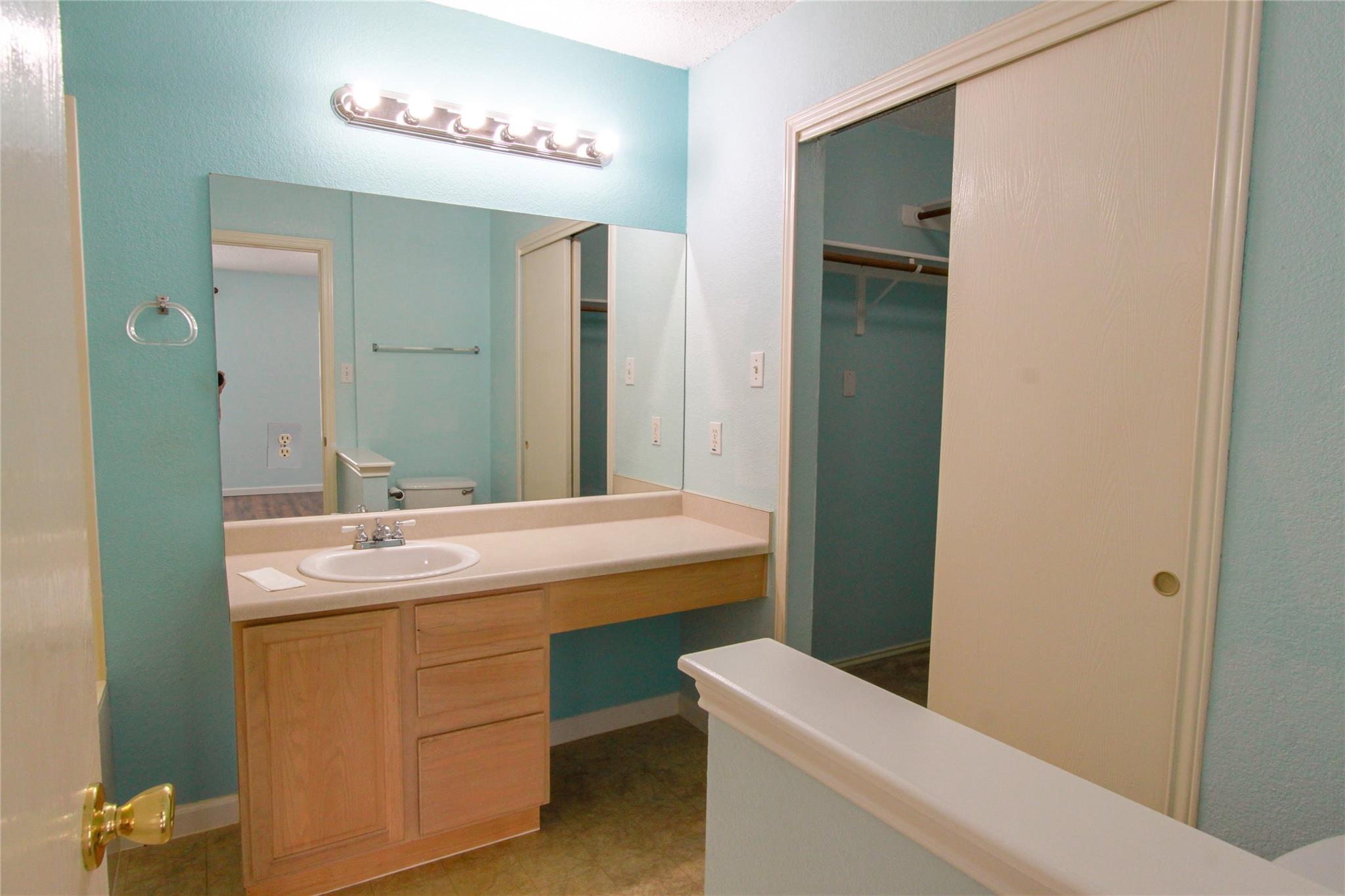 9705 Dalewood Dr Property Photo 16