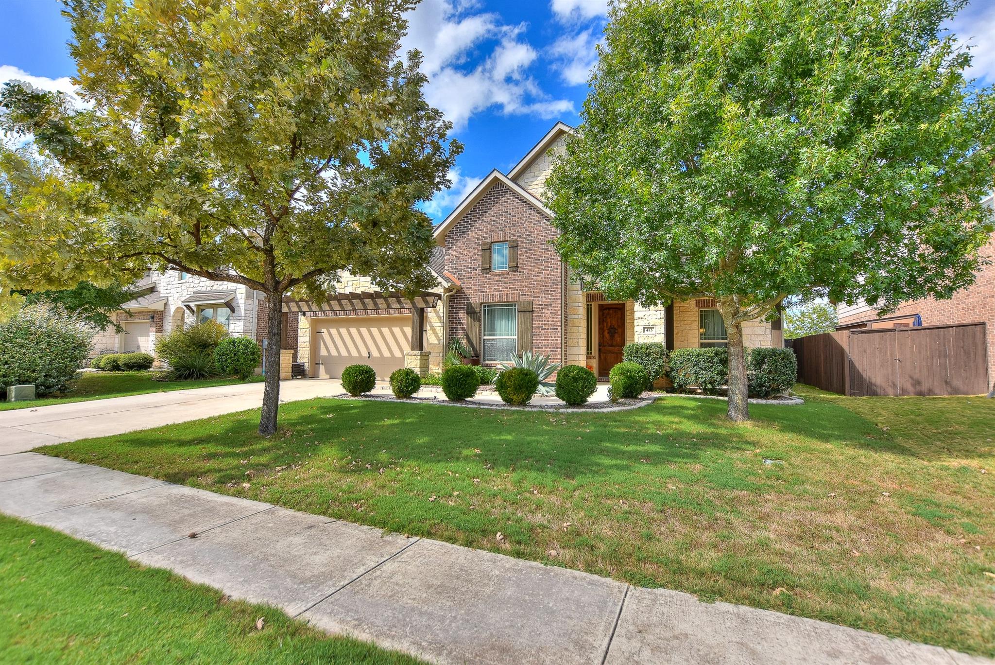 9764637 Property Photo 3