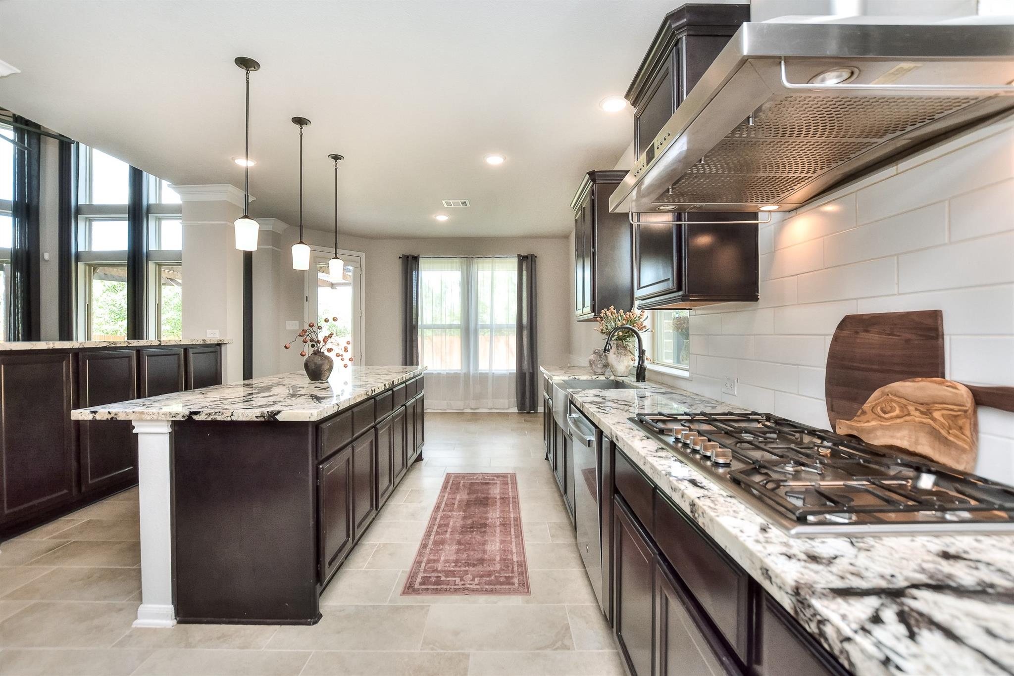 9764637 Property Photo 18