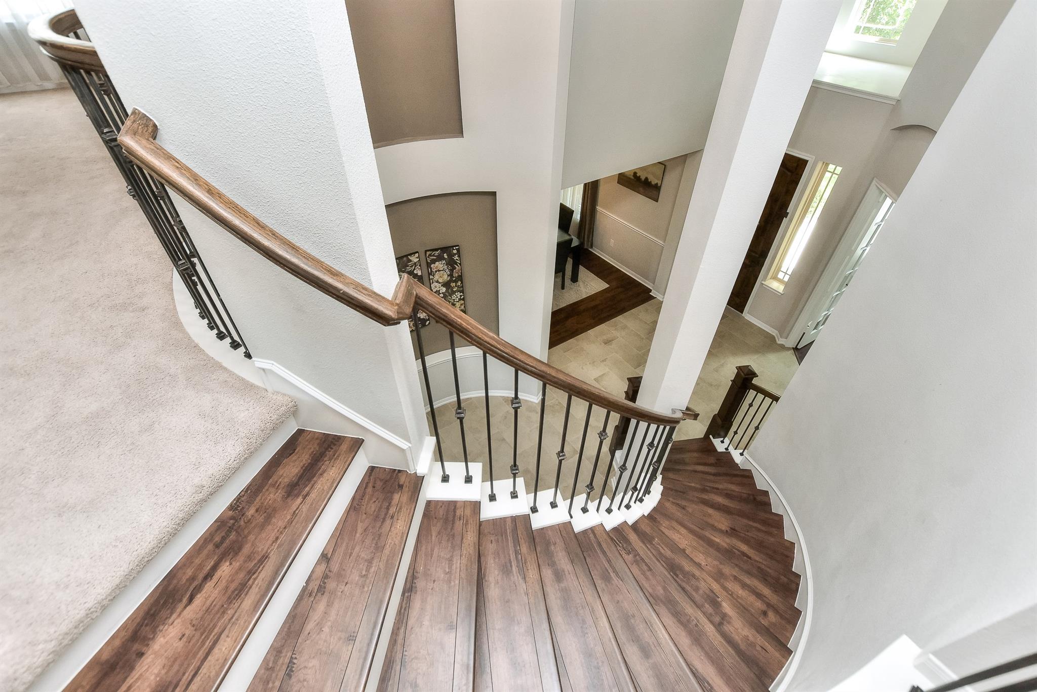 9764637 Property Photo 27