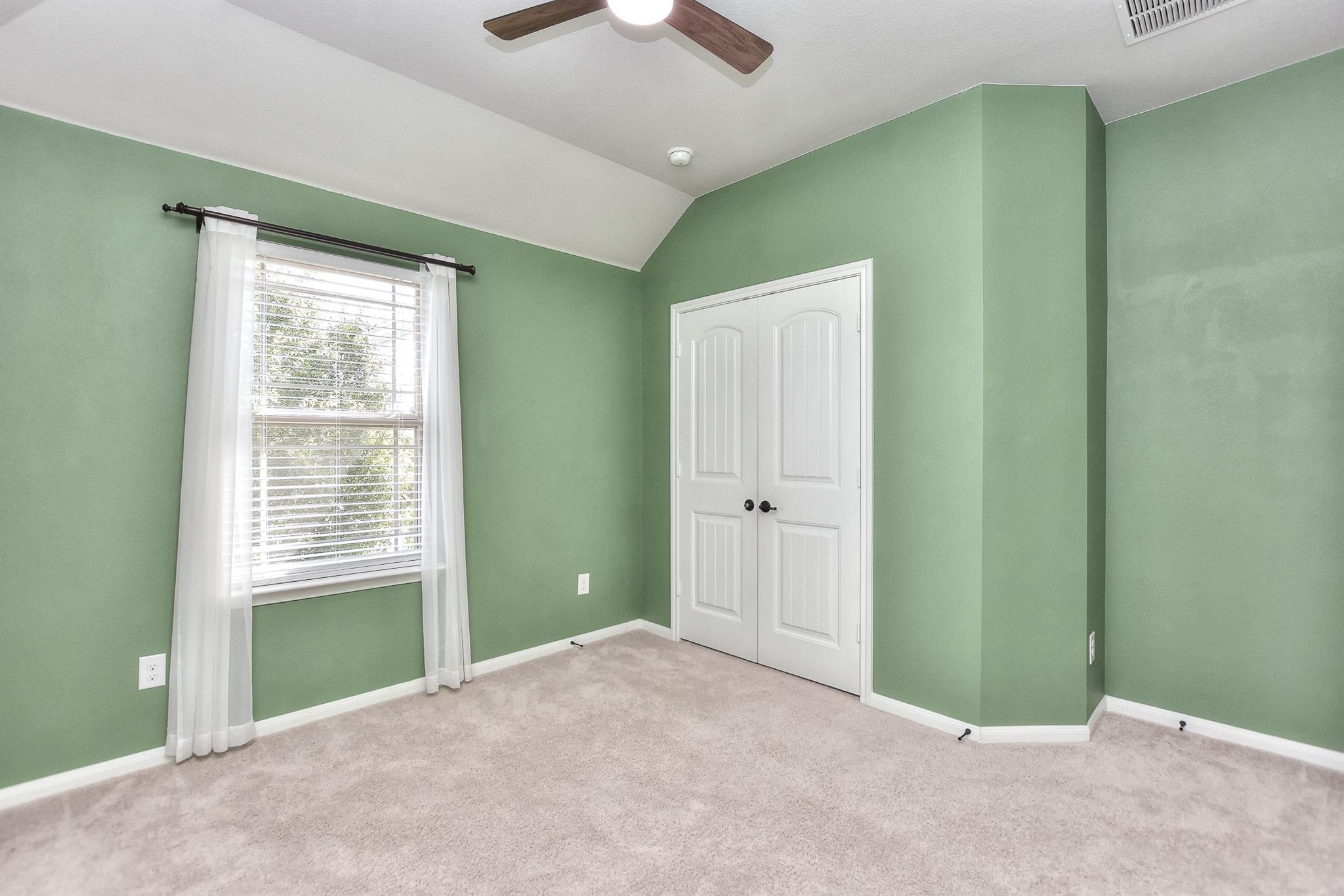 9764637 Property Photo 29