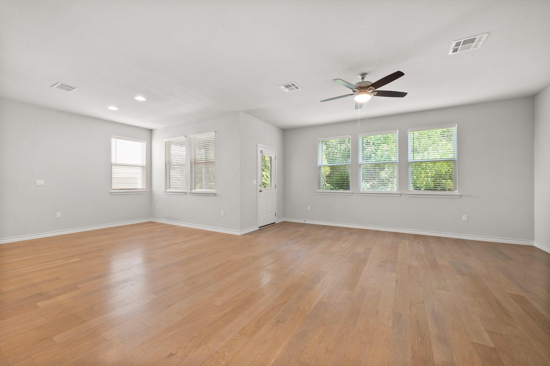 5107 Lemon Tree Path #127 Property Photo 12