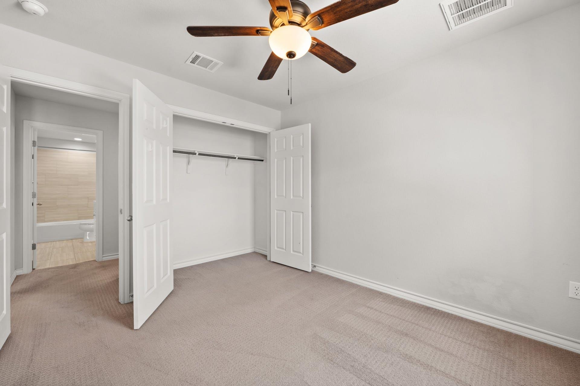 5107 Lemon Tree Path #127 Property Photo 25