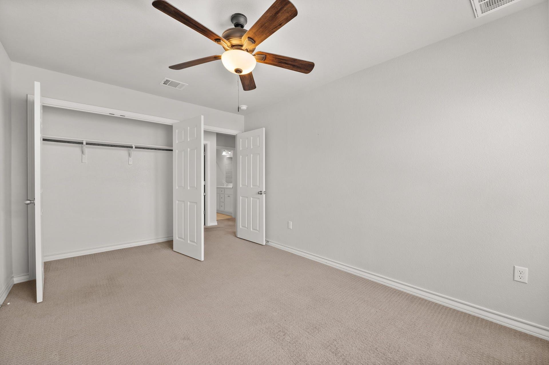5107 Lemon Tree Path #127 Property Photo 29