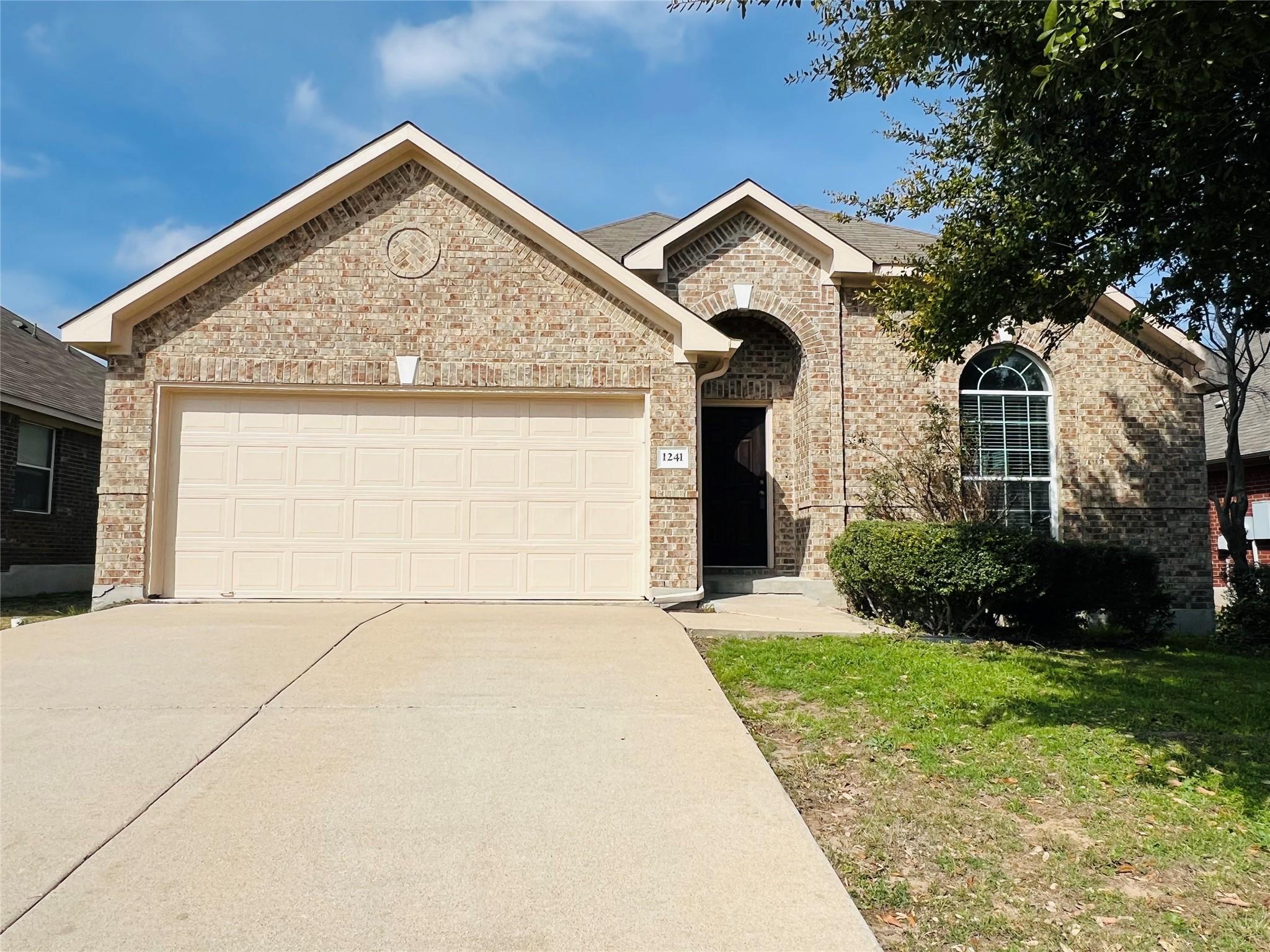 1241 Rainbow Parke Dr Property Photo