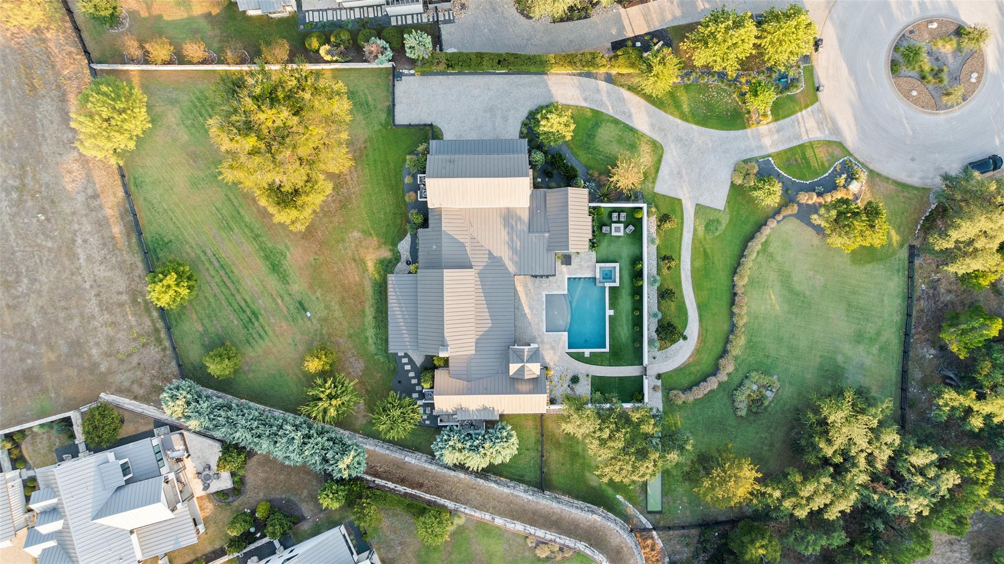 9765031 Property Photo 4
