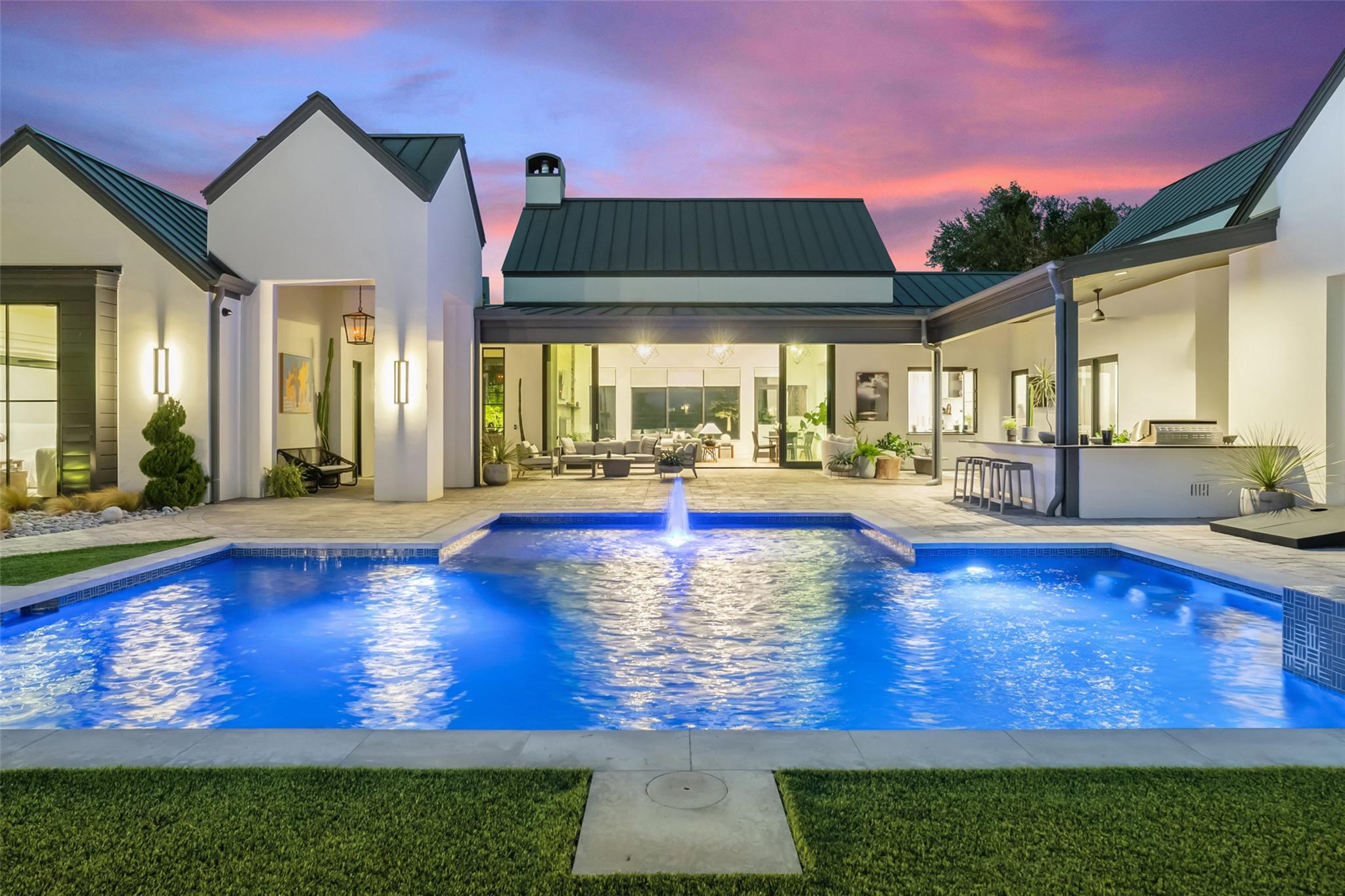 9765031 Property Photo 18