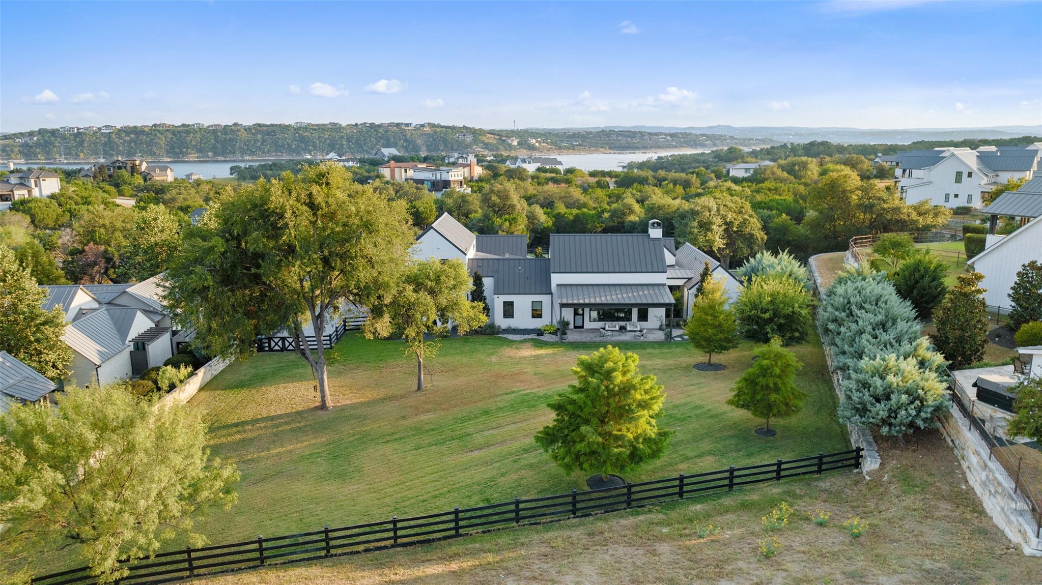 9765031 Property Photo 22