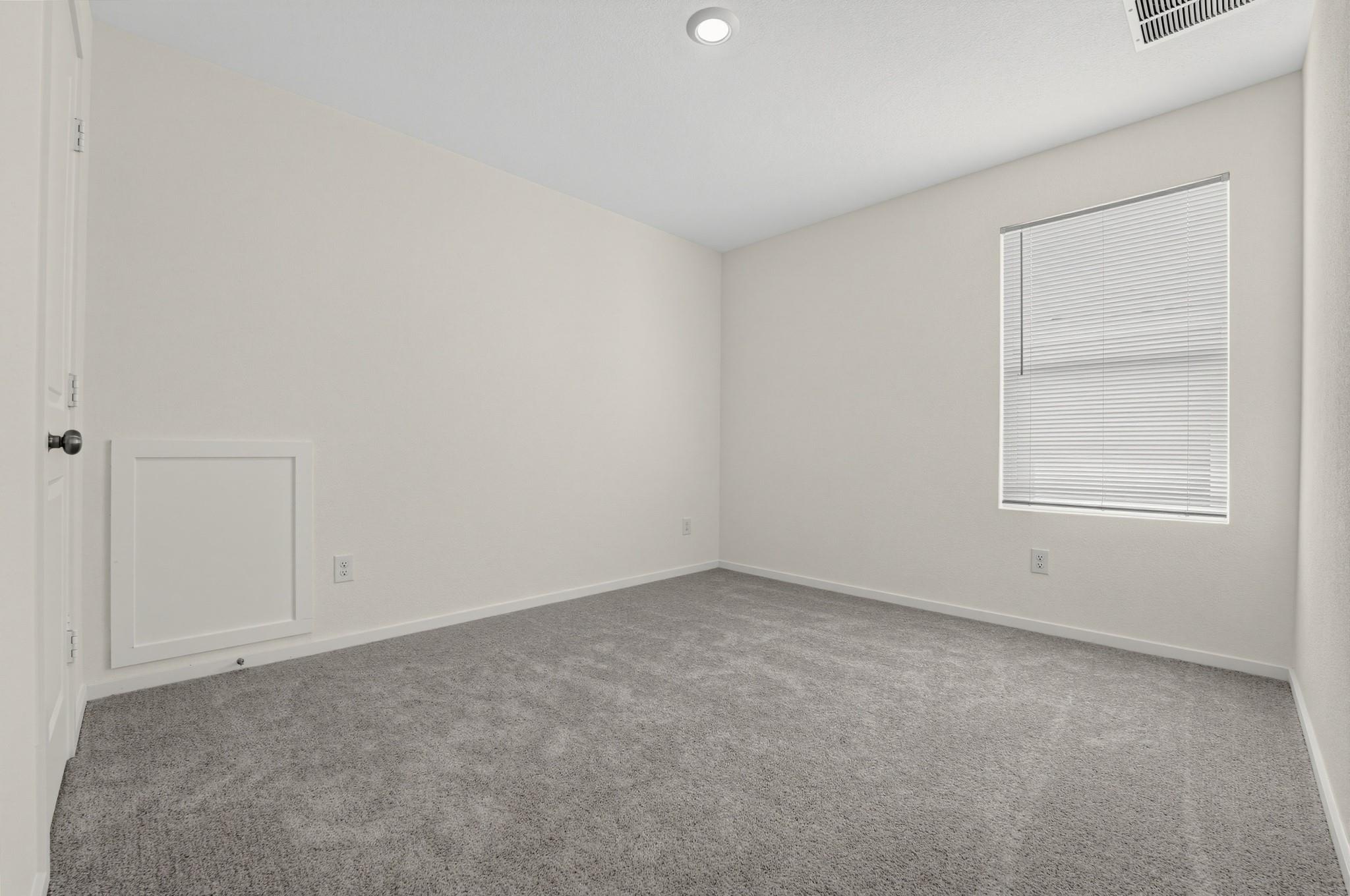 511 Jones Beach Cv Property Photo 9