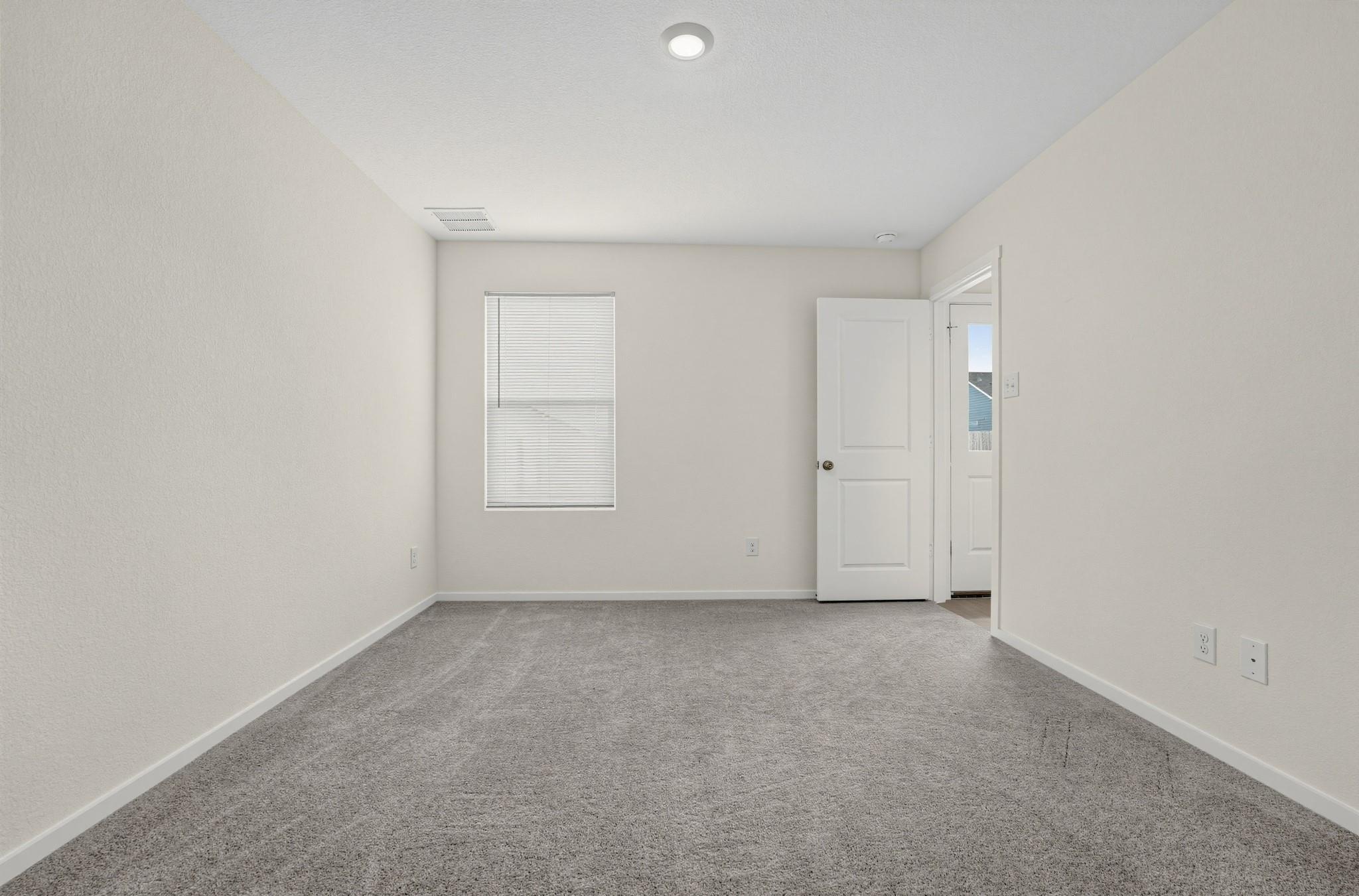 511 Jones Beach Cv Property Photo 13