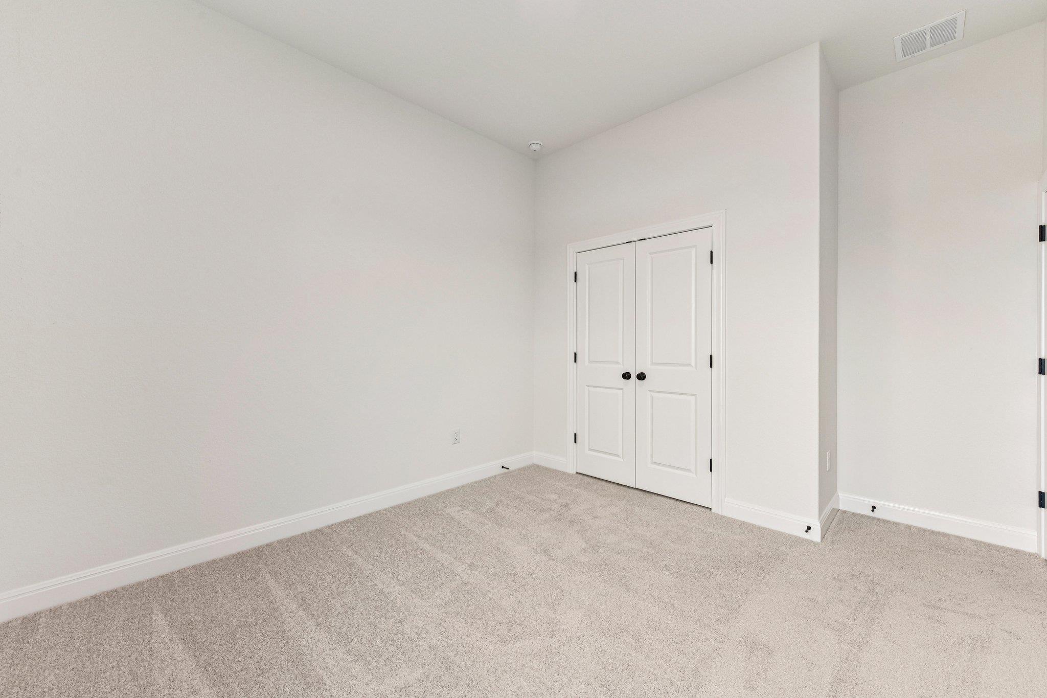 581 Treadwell Ln Property Photo 11
