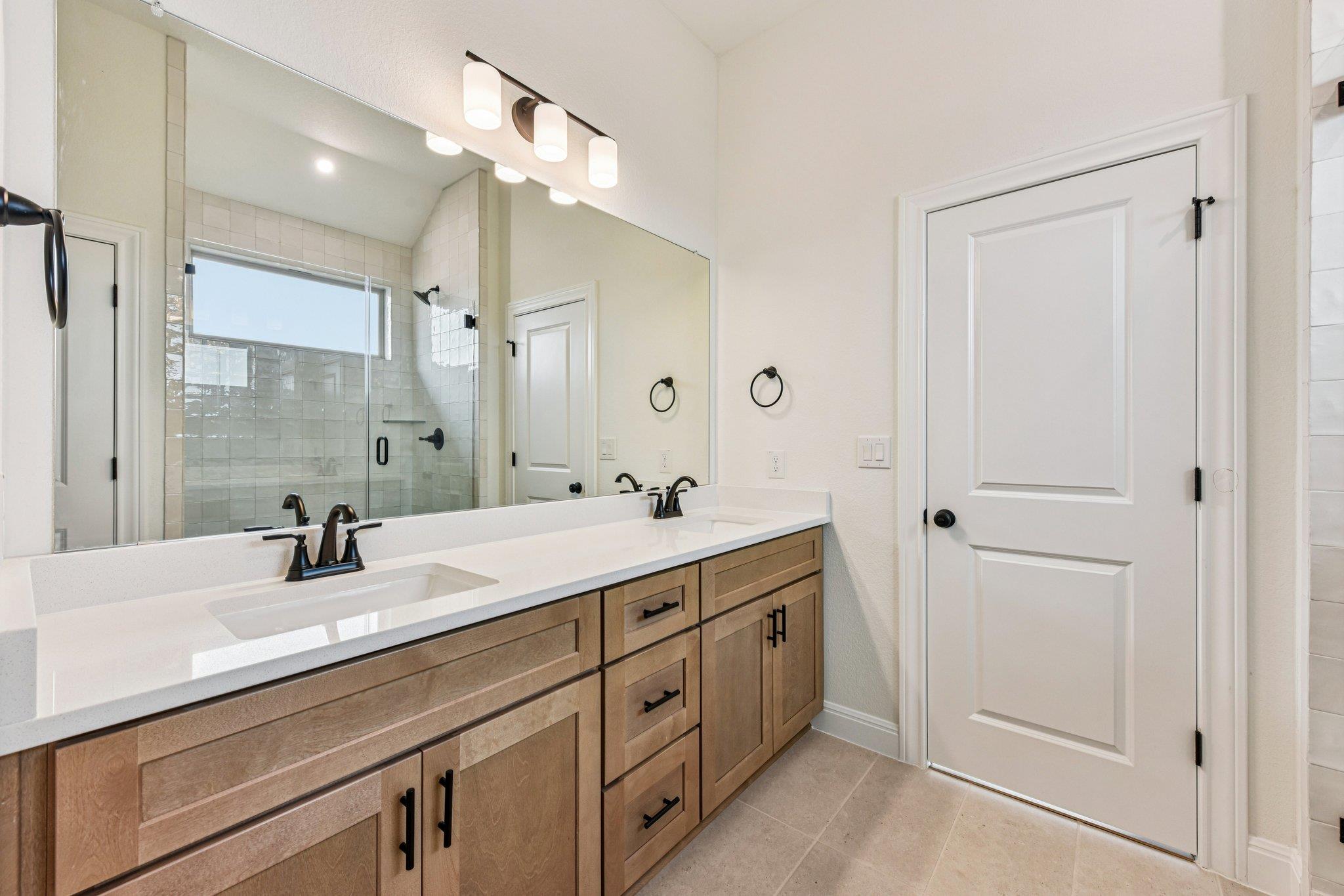 581 Treadwell Ln Property Photo 14