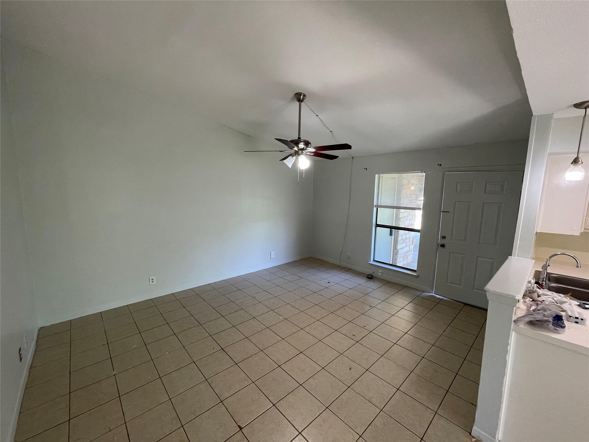 2001 Magnolia Dr #a Property Photo 2