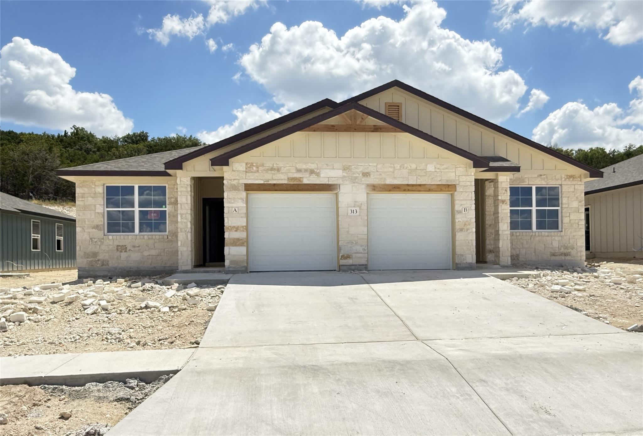 313 Rain Dance Trl Property Photo 1